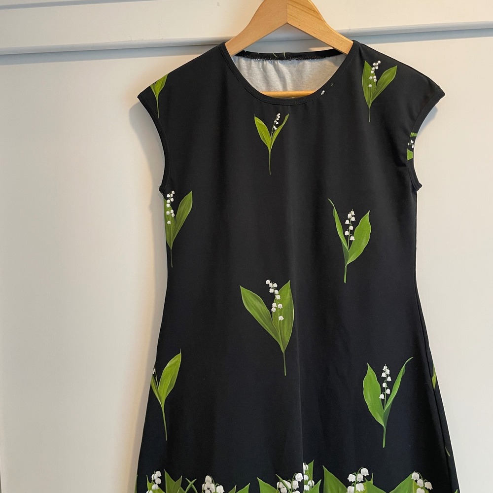 Black Lily of the Valley Print Cap Sleeve A-Line Dress from Finland - Picture 3 of 4